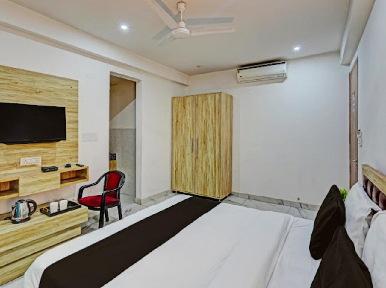 Akshay Dream Stay Ґурґаон Екстер'єр фото