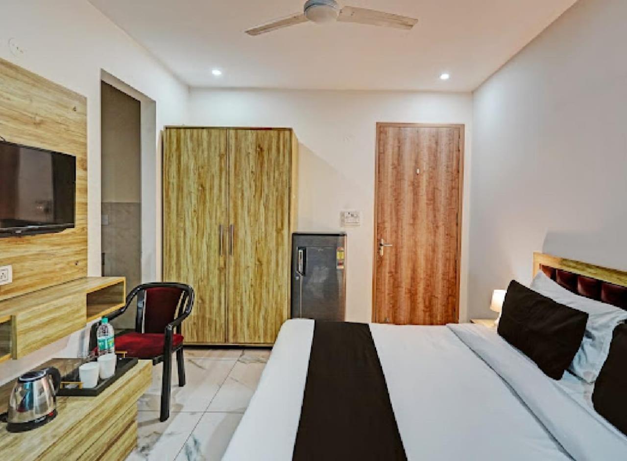 Akshay Dream Stay Ґурґаон Екстер'єр фото